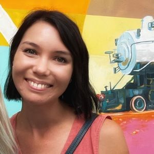 Meet your Posher, Lauren